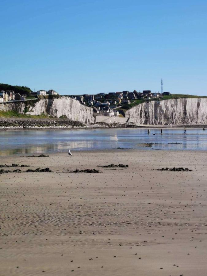 Charmant Appartement Vu Sur Mer Ault Zewnętrze zdjęcie